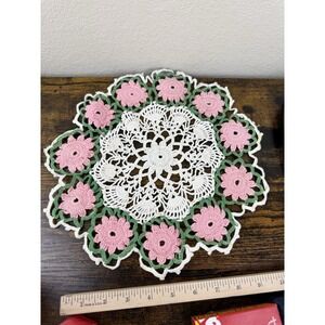 Vtg Floral Doily Crocheted Flowers Leaves Pink Green White 13" Trivet Dresser